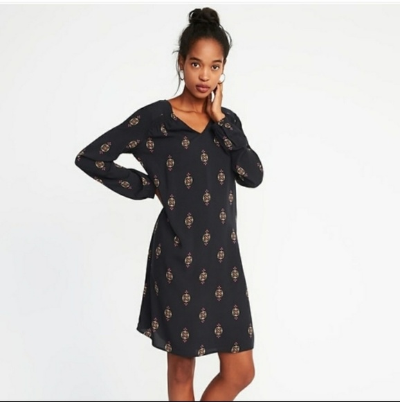 Old Navy Dresses & Skirts - 🦄 Patterned Old Navy Dress